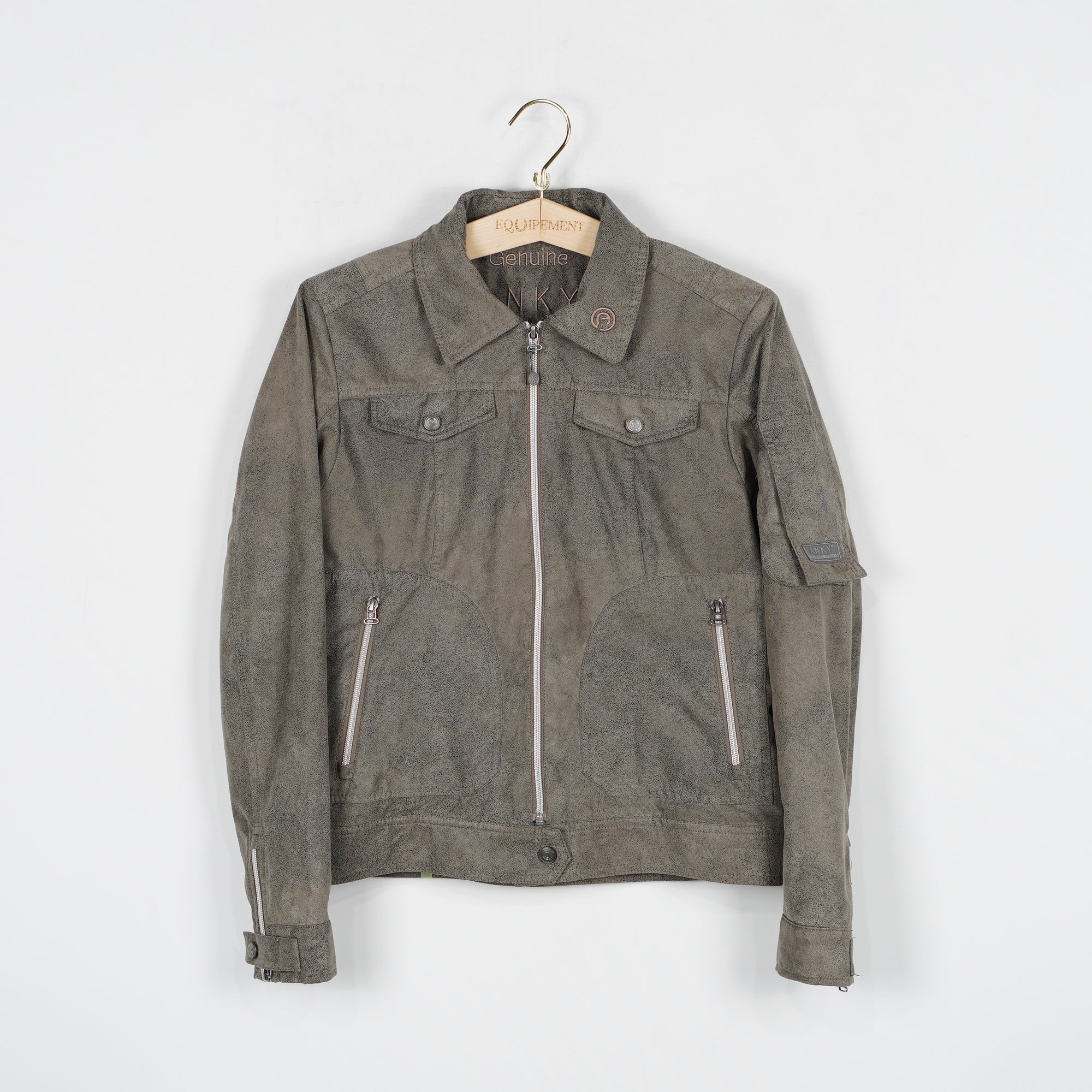 Jacka Genuine | L