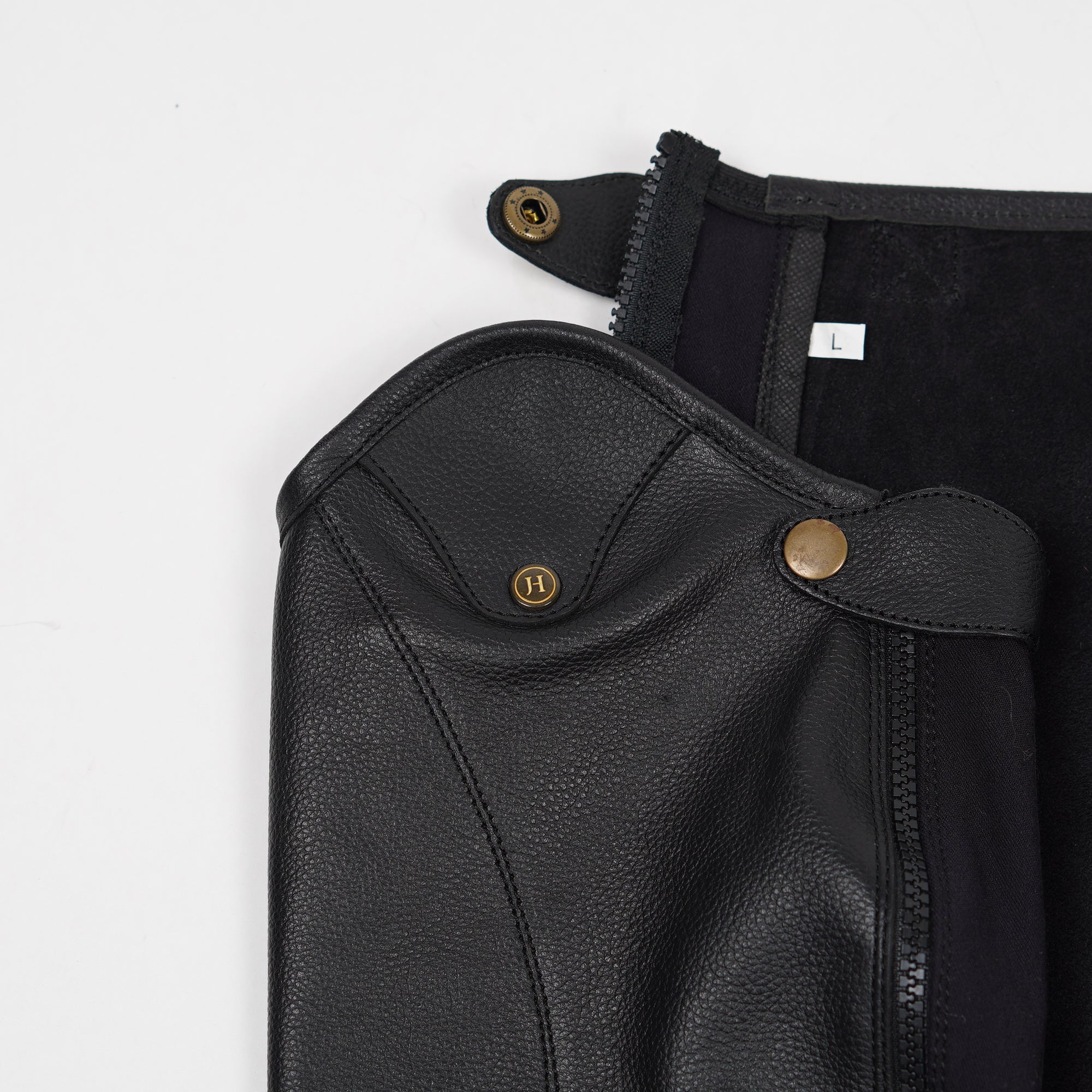 Shortchaps Sellano | L