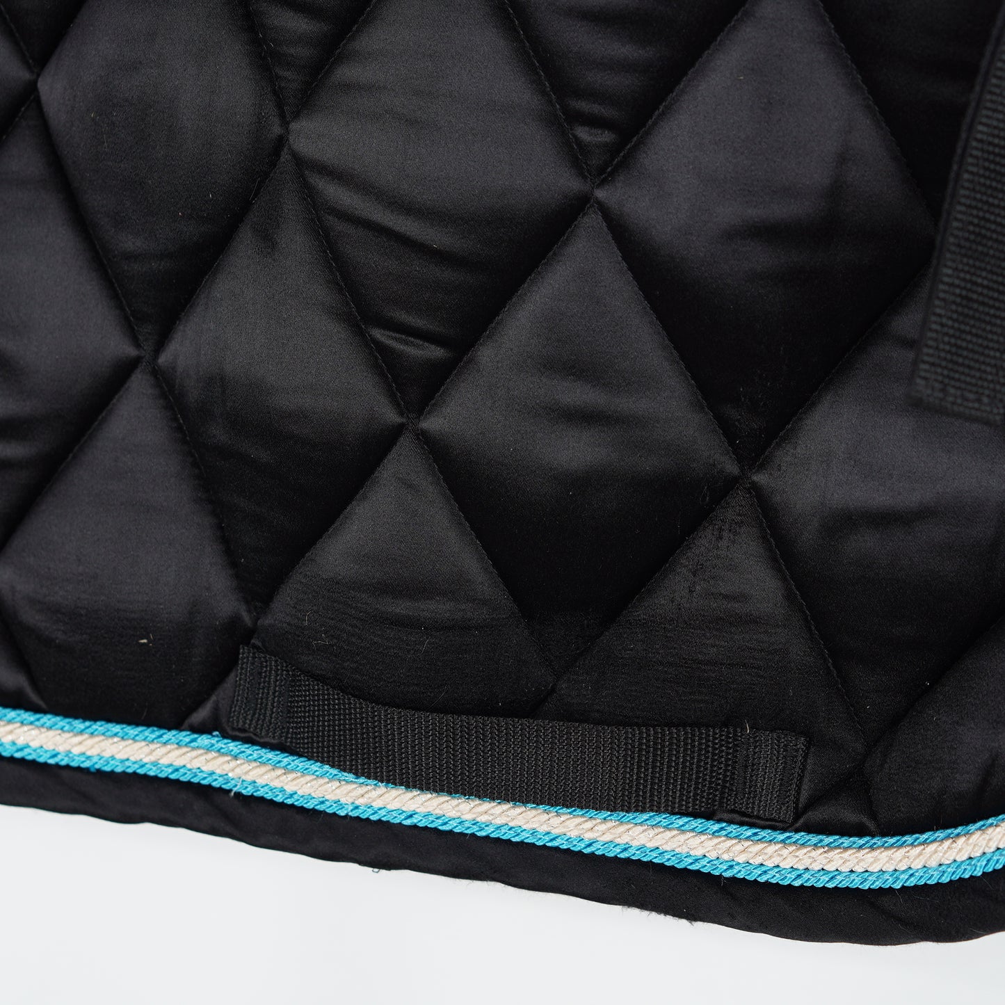 Dressyrschabrak | Full