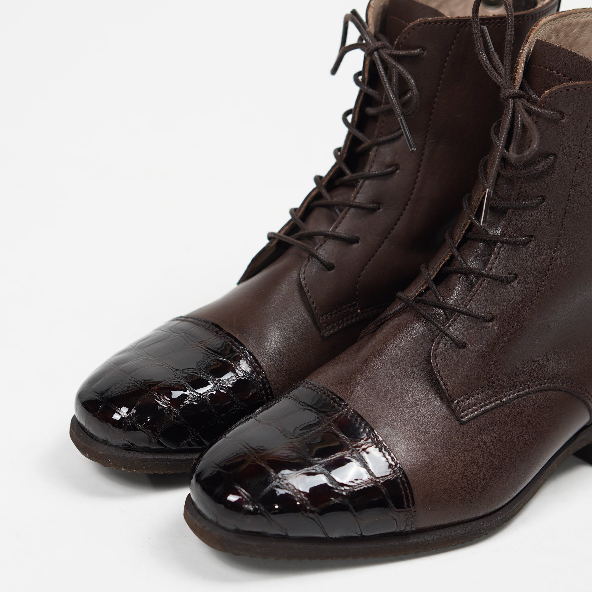 Ridskor Lack | 37