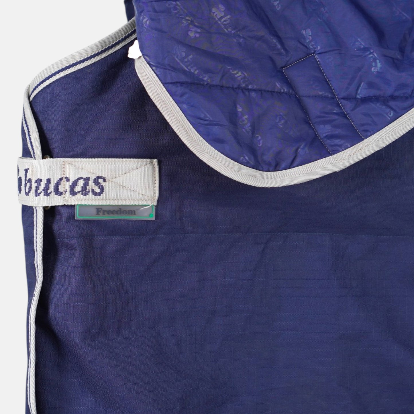 Utetäcke Freedom 150g Fast hals | 155