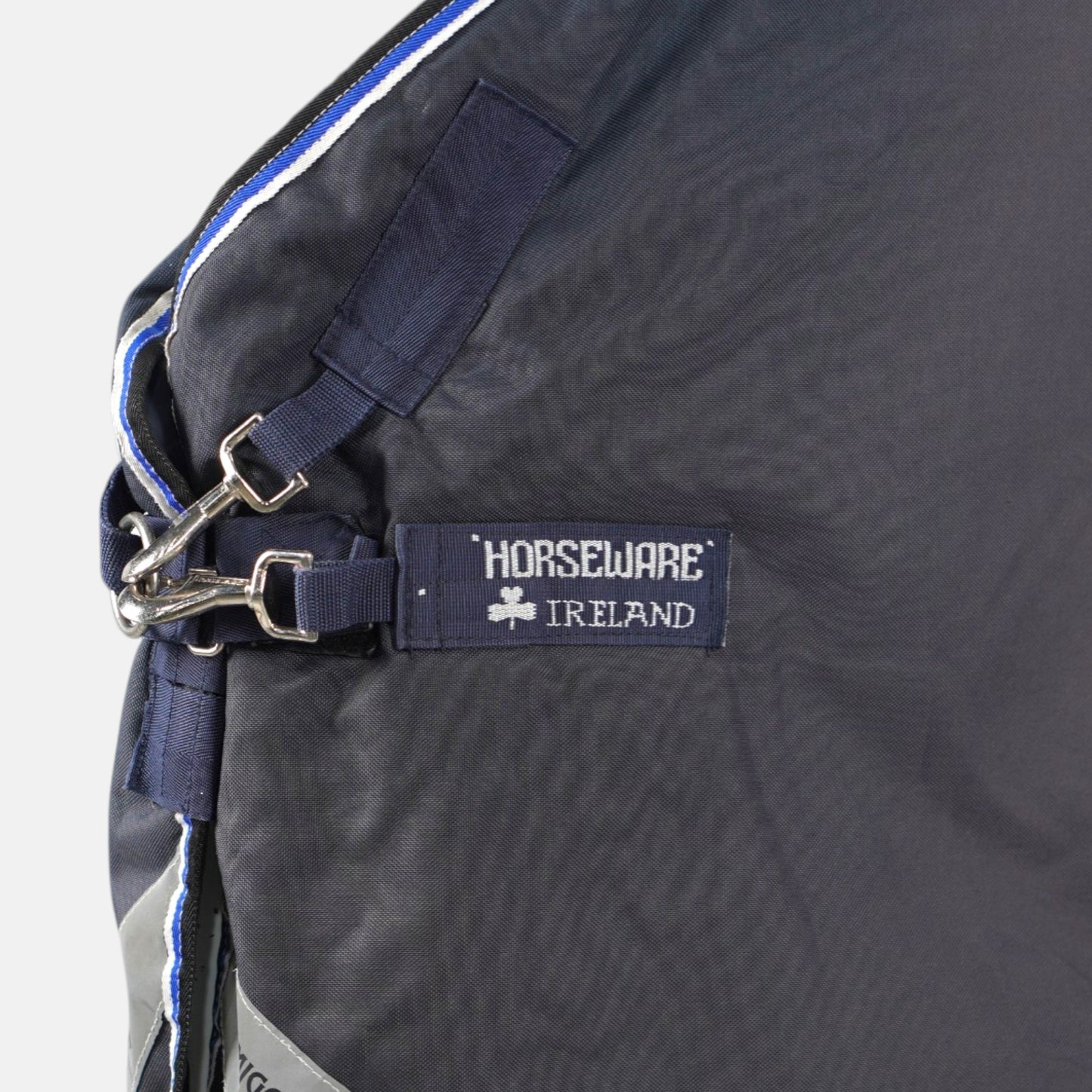 Utetäcke Amigo Bravo 400g + Hals | 145