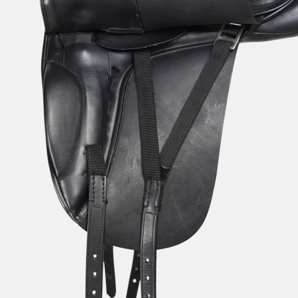 Dressyrsadel Gino | 17,5"