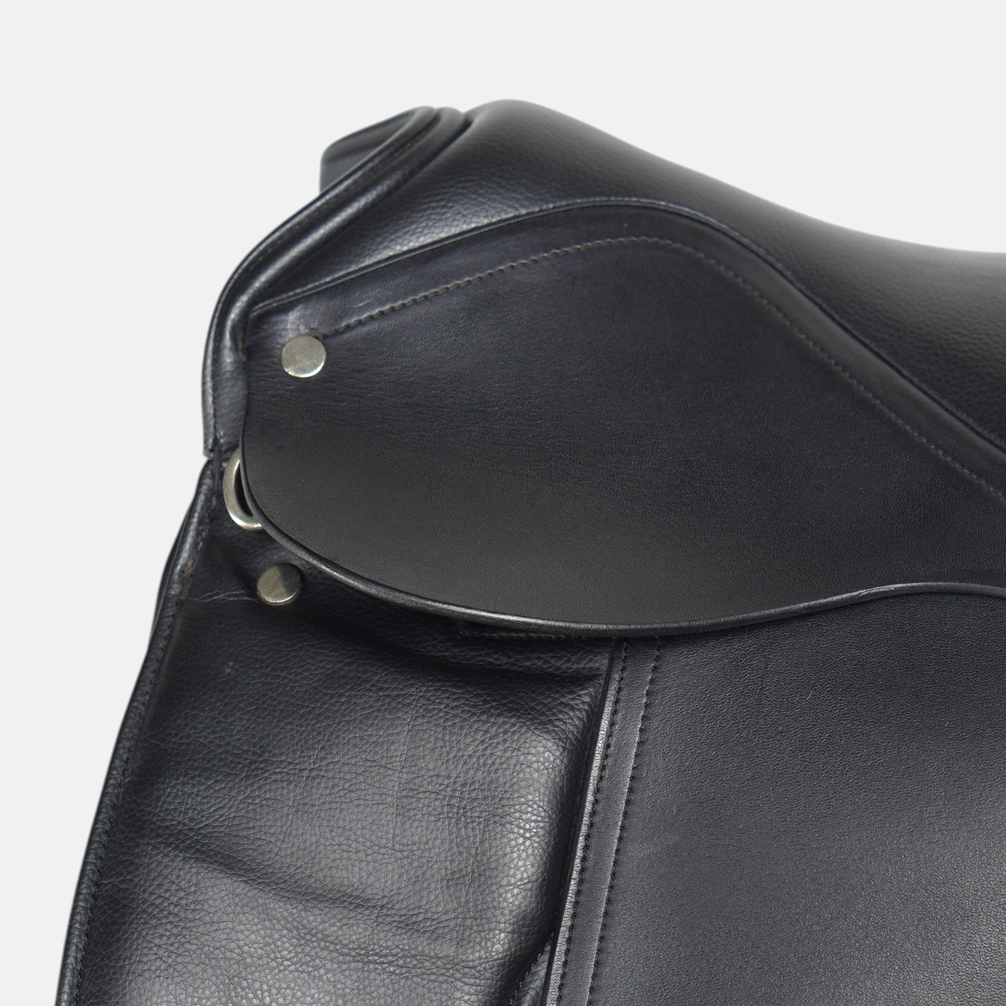 Dressyrsadel Gino | 17,5"