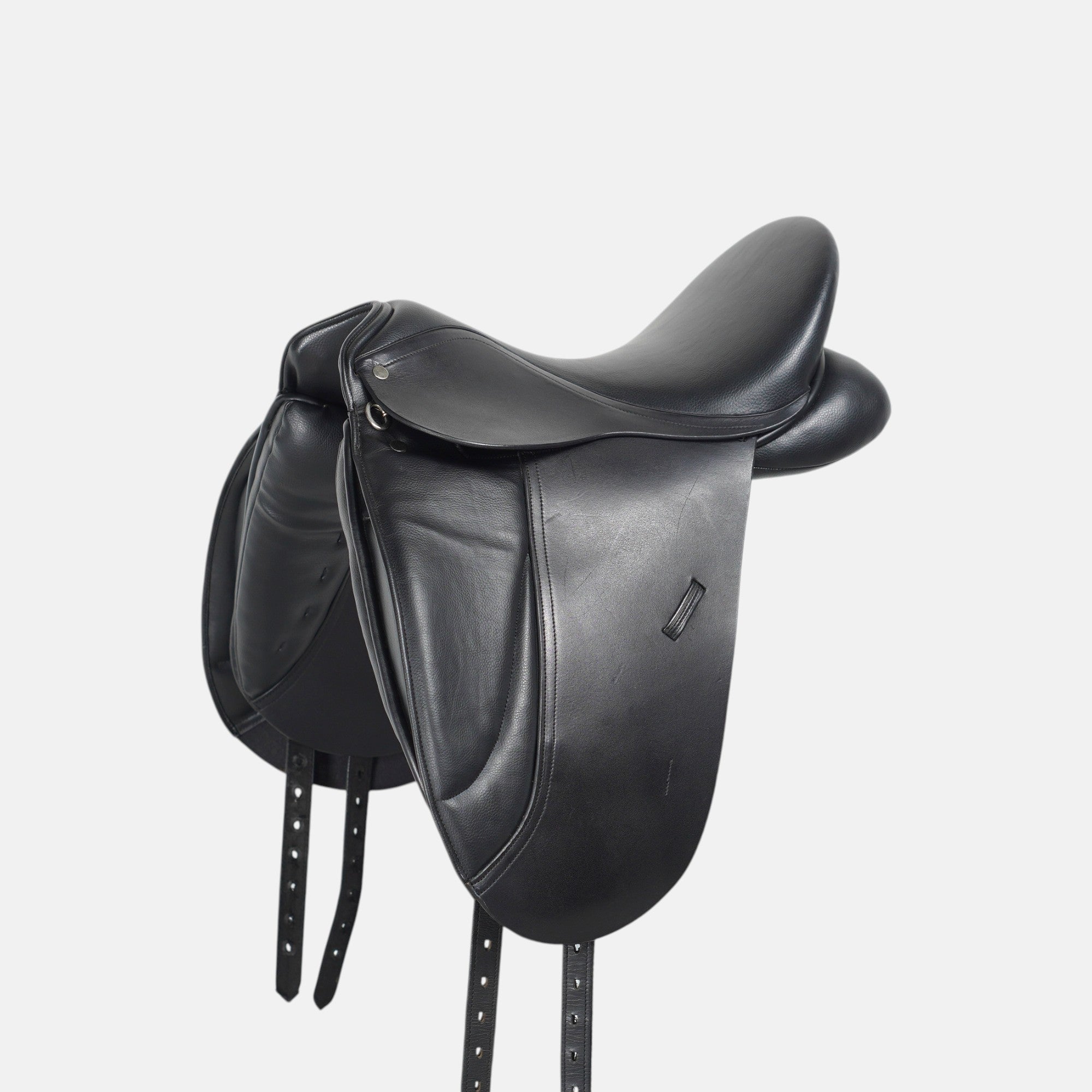 Dressyrsadel Gino | 17,5"