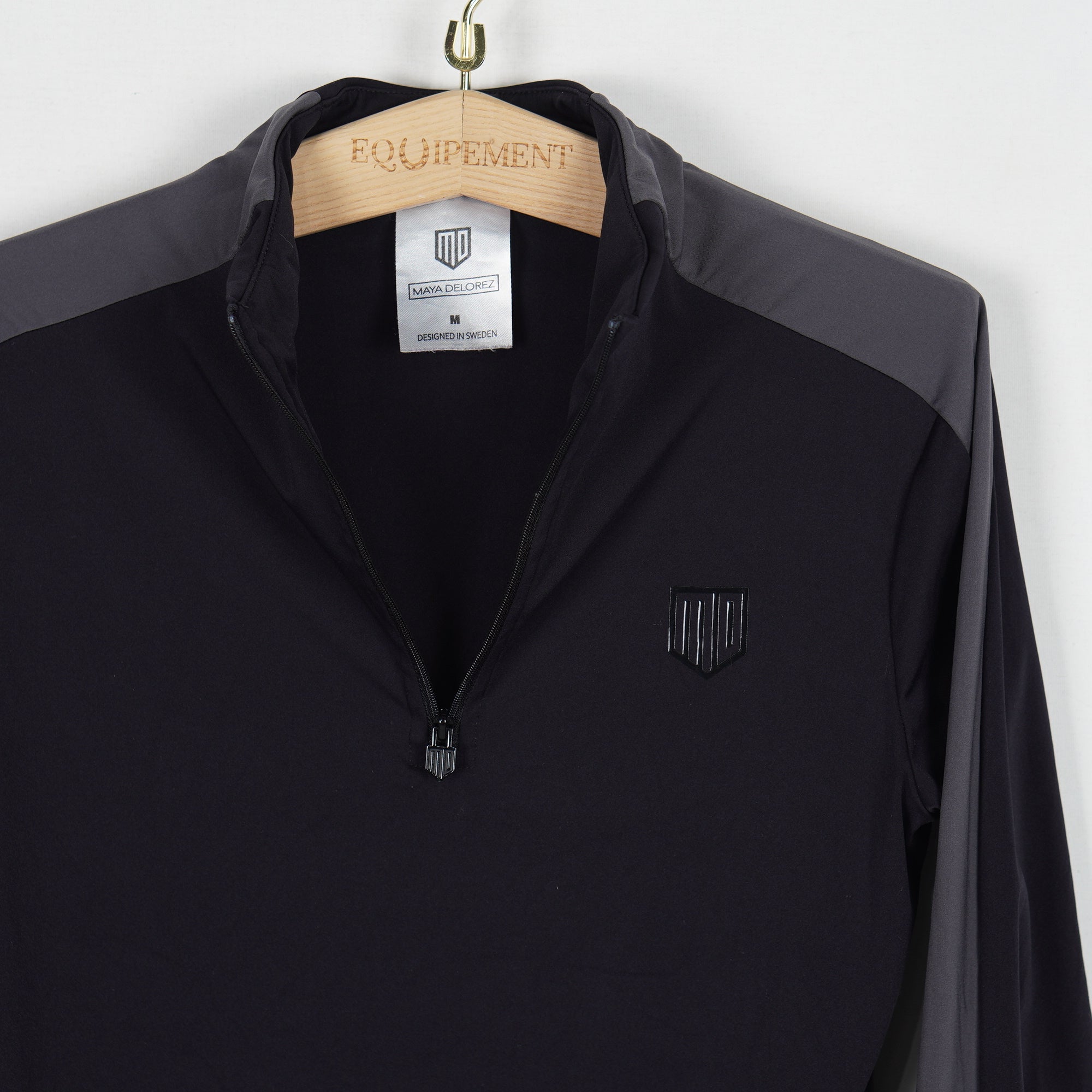 Long Sleeve Zipper | M