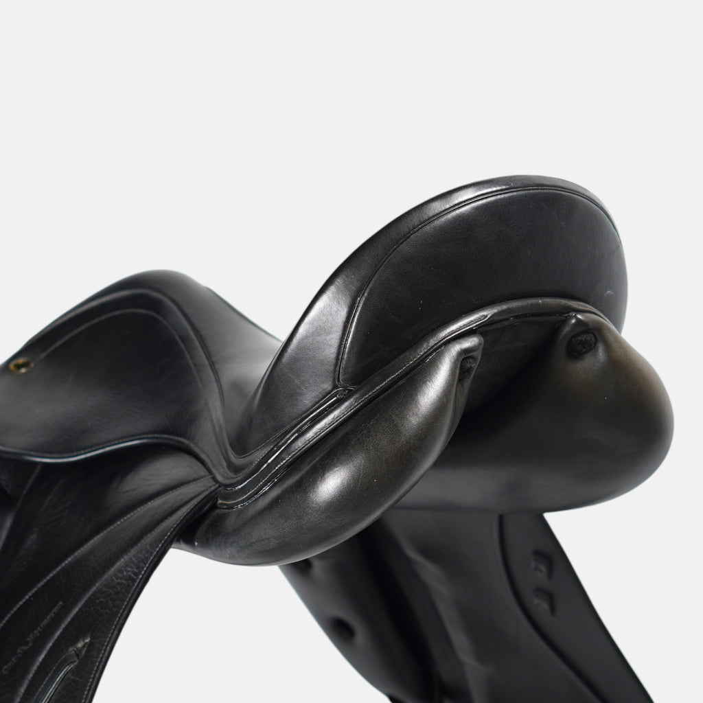 Dressyrsadel Venus | 17,5"