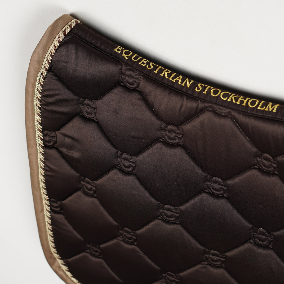 Dressyrschabrak Golden Bown | Cob