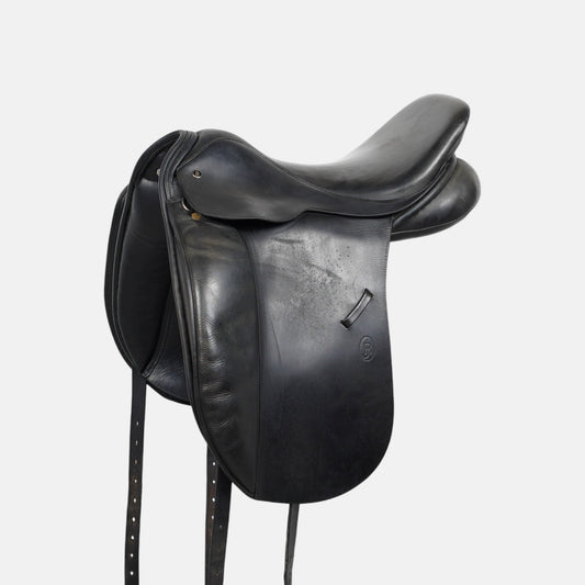 Dressyrsadel JR | 17" - Jeremy Rudge - Dressyrsadlar - Equipement Sverige AB