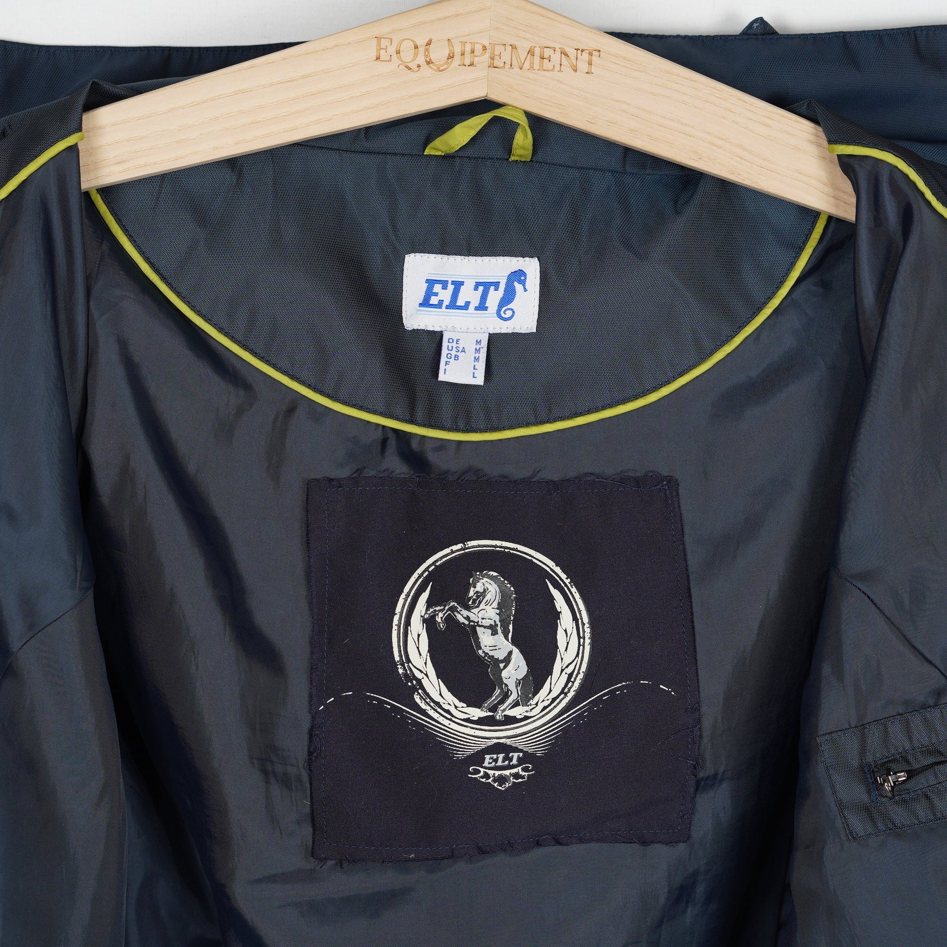 Regnjacka | M - E.L.T - Jackor - Equipement