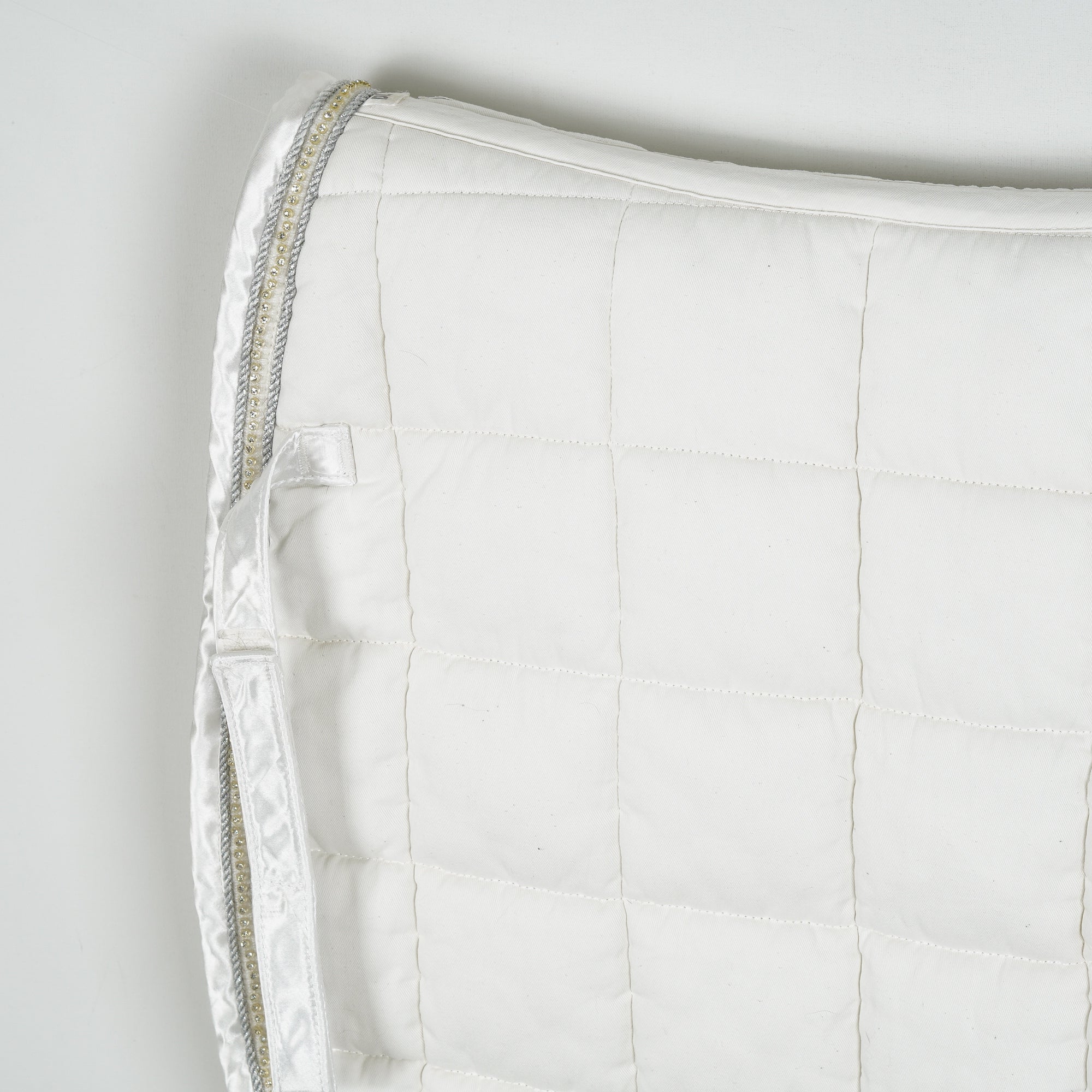 Schabrak Dressyr Platinum | Full - Eskadron - Dressyrschabrak - Equipement
